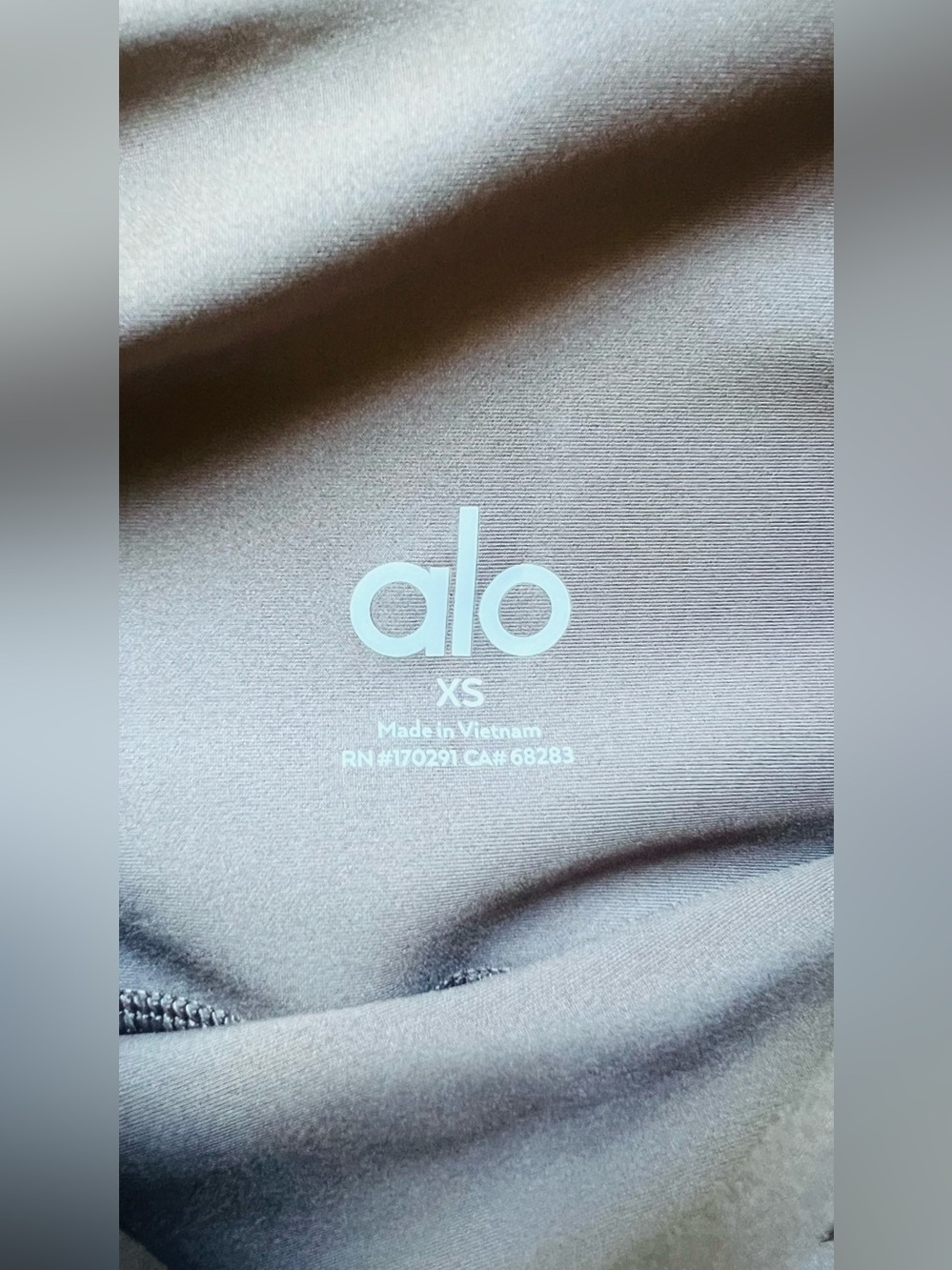 Alo High-Waist Airlift 7/8 Leggings in Mushroom size XS - Picture 5 of 7